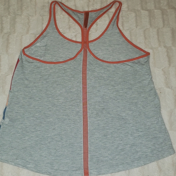 Retro Tank - Picture 2 of 6